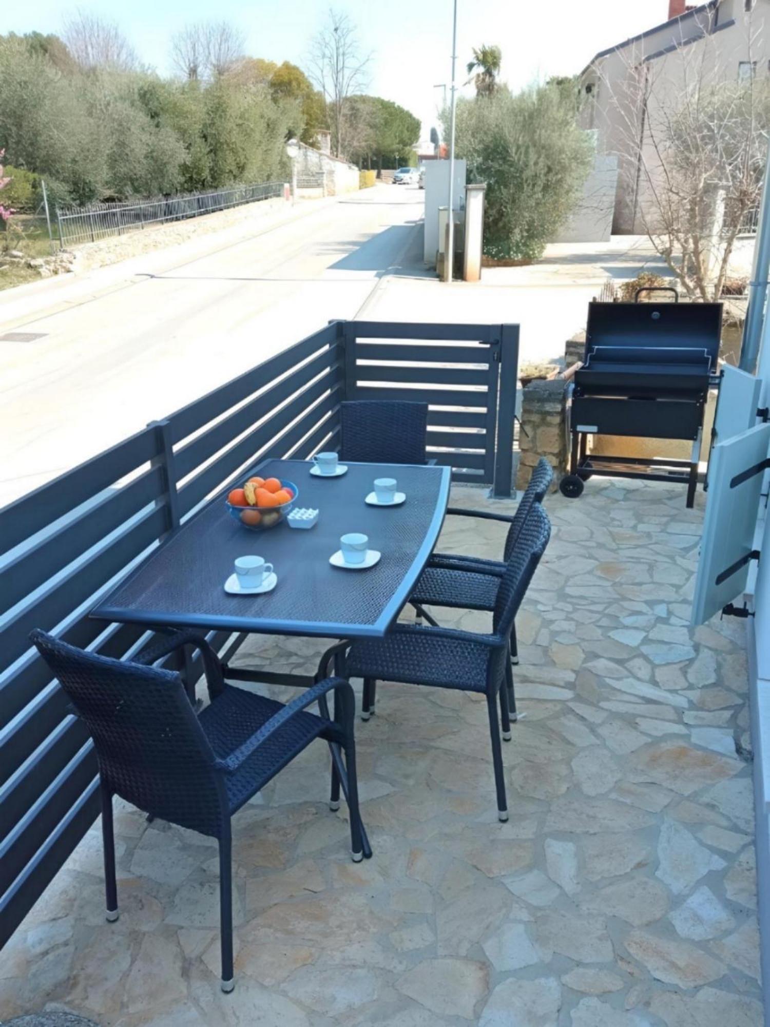 Apartment Valentino Tar-Vabriga Exteriér fotografie